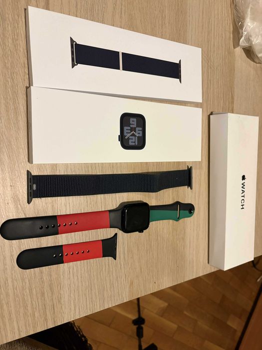 Apple Watch SE 2 44mm Black