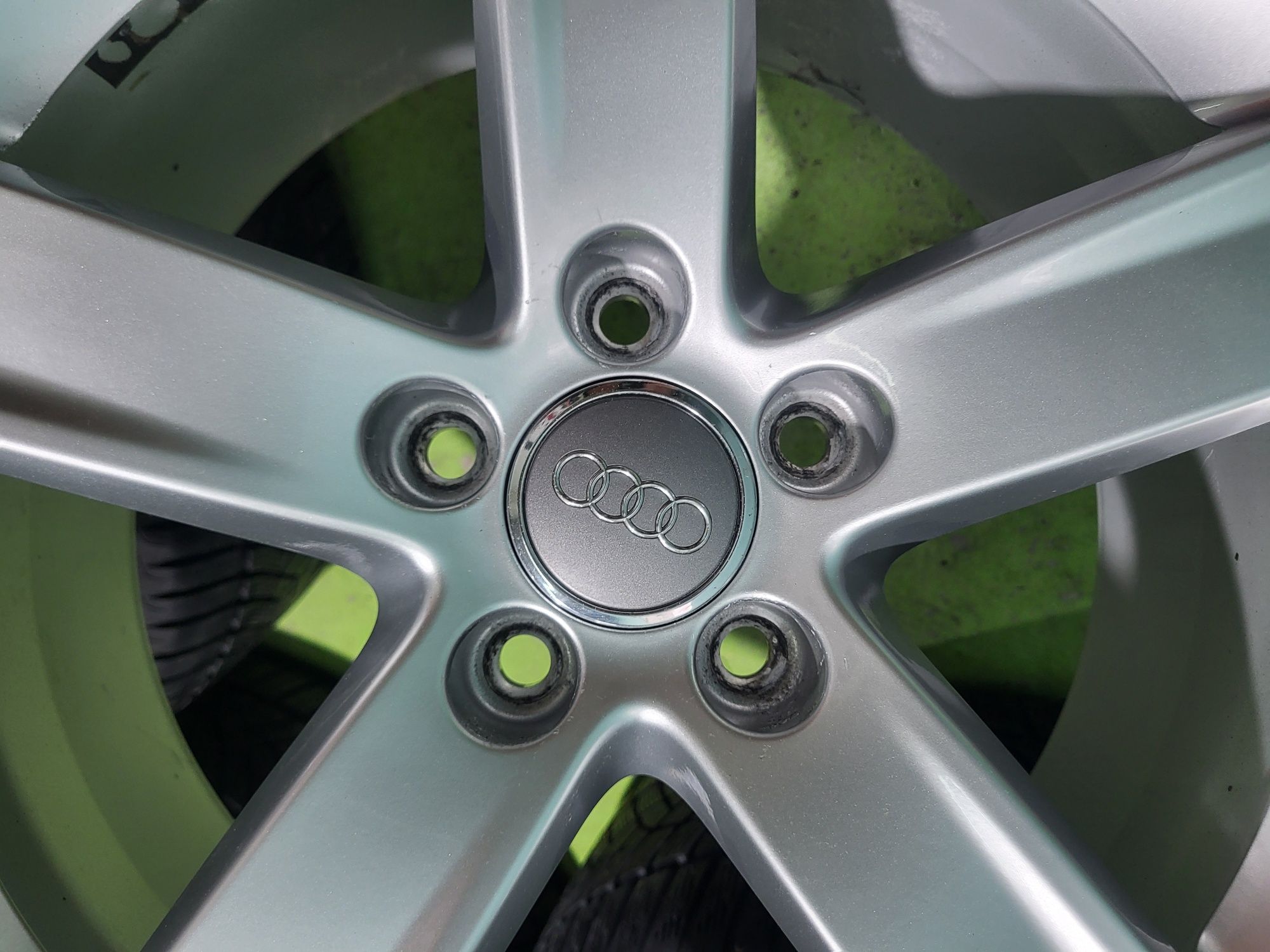 17 5x112 Audi A4 A5 A6 Vw Passsat Touran Caddy Tiguan Skoda 5х112