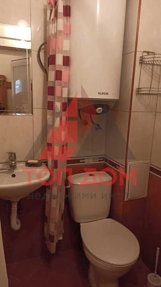 Дава се под наем Двустаен апартамент в Варна, Цветен квартал - 40 кв.м за 357 € - Снимка #8
