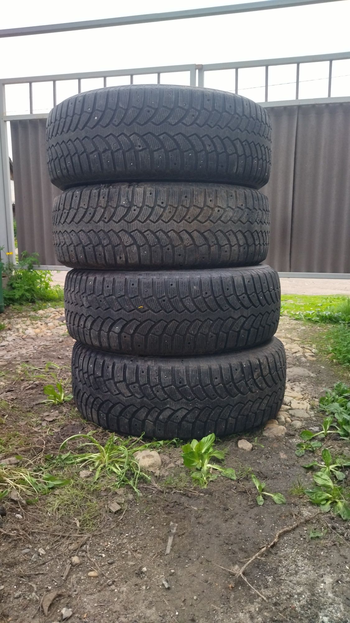Продам резину Bridgestone