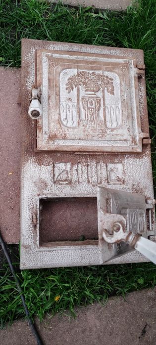 Vând ușă teracota / soba monobloc