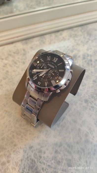 Механические часы Fossil