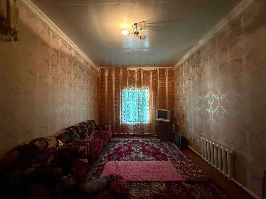 TAYYOR 8 SOTIQLI HOVLi bahavo joydan sotiladi