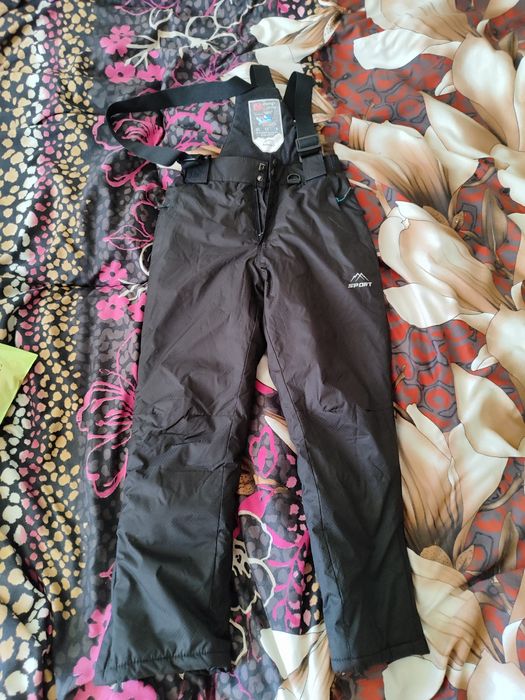 Брюки лыжные на мальчика 8-10 лет
