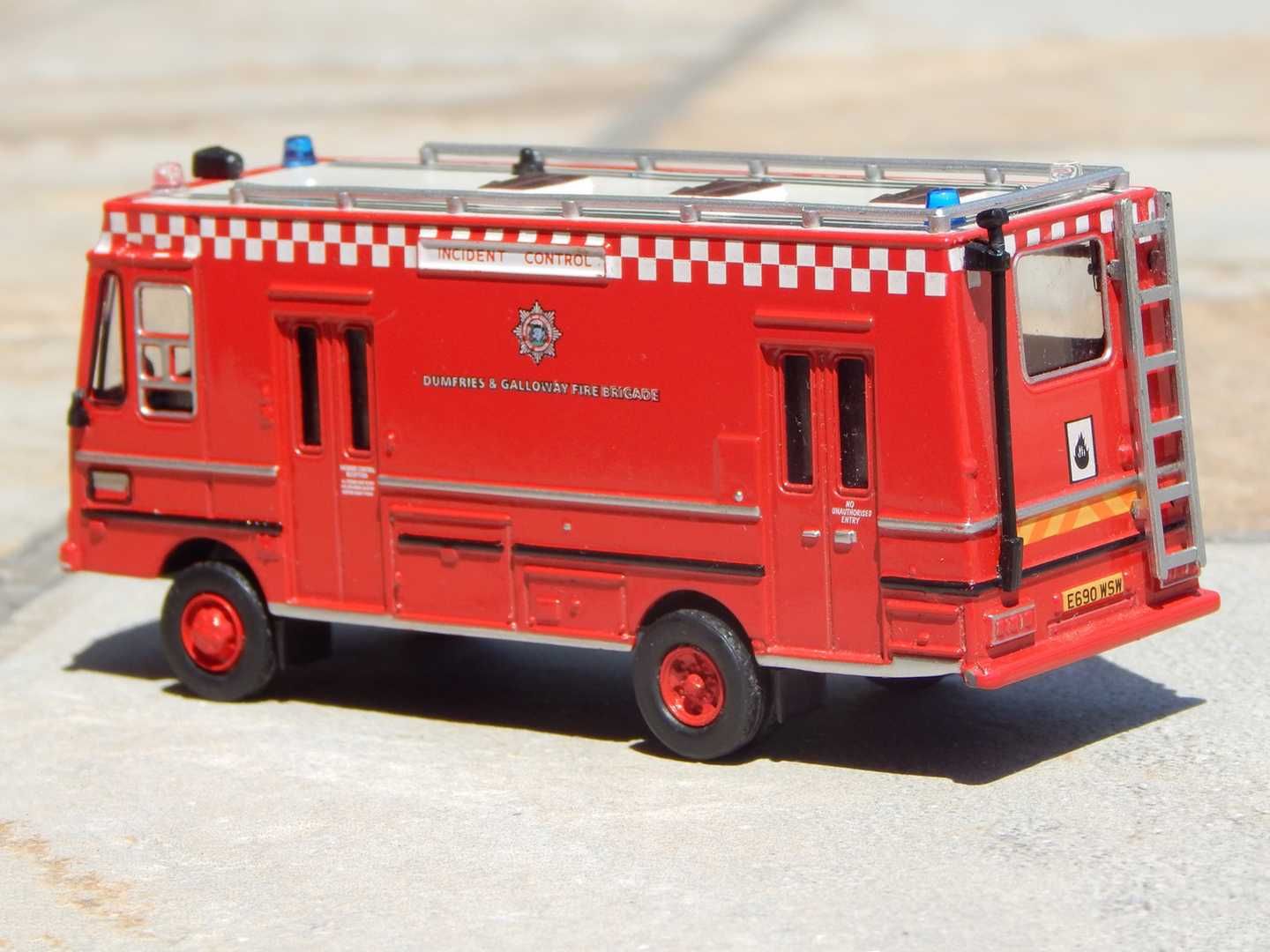 Macheta masina pompieri Dodge Command Unit 1988 sc 1:64