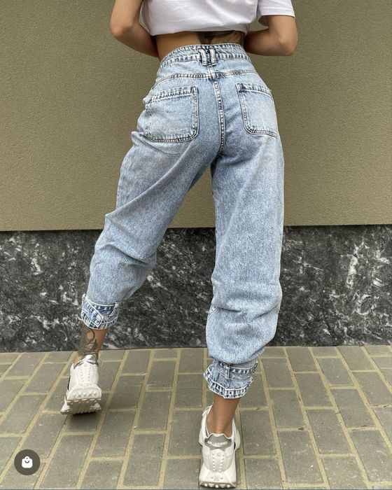 Светло сини дънки