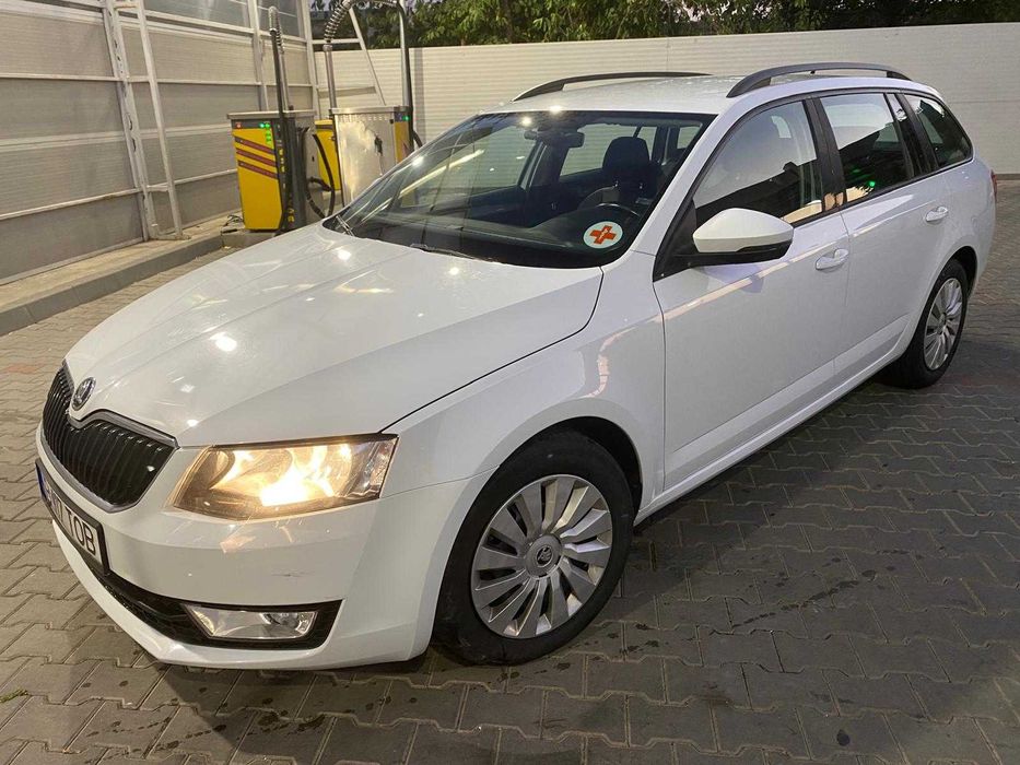 Vând Skoda Octavia 3