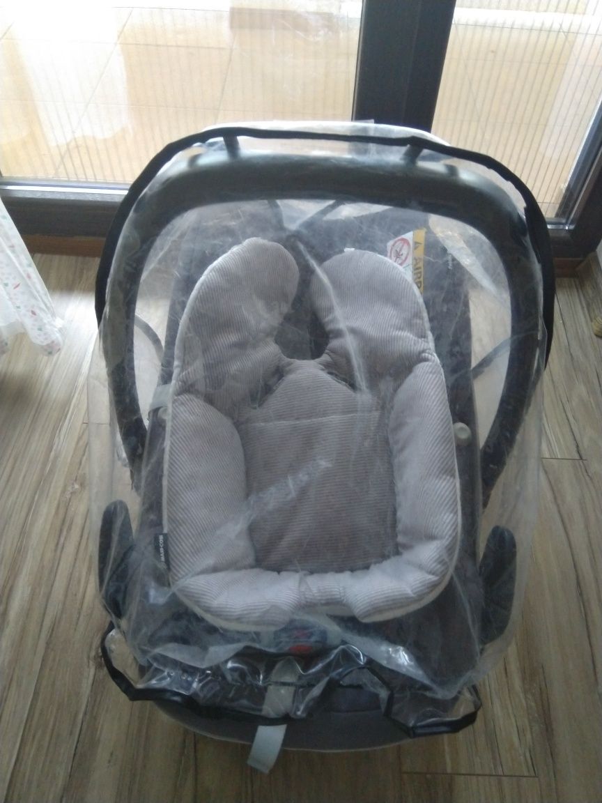 Scoica transport copil Maxi Cosi Pebble Plus