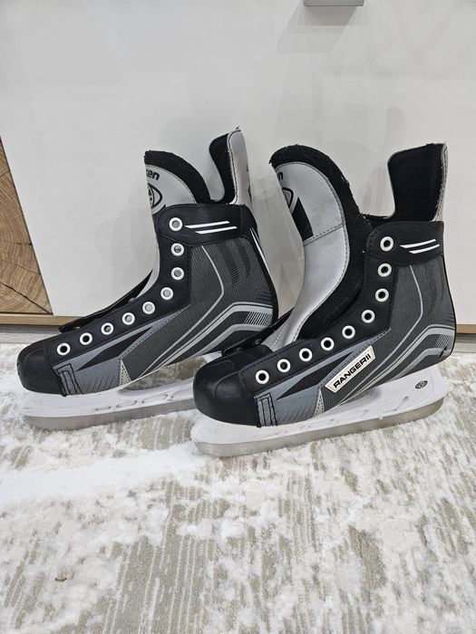 Продам коньки в хорошем состоянии