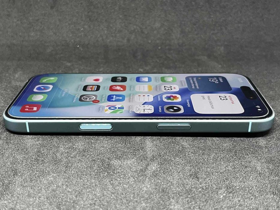 iPhone 16 Teal 128GB / Гаранция / Като нов