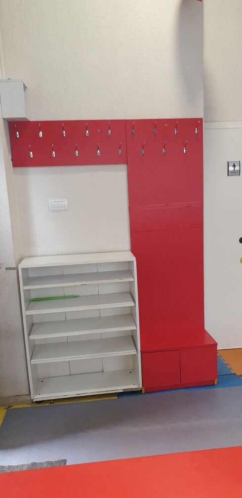 Loc de joaca modular pe 3 nivela si tiroliana folosite