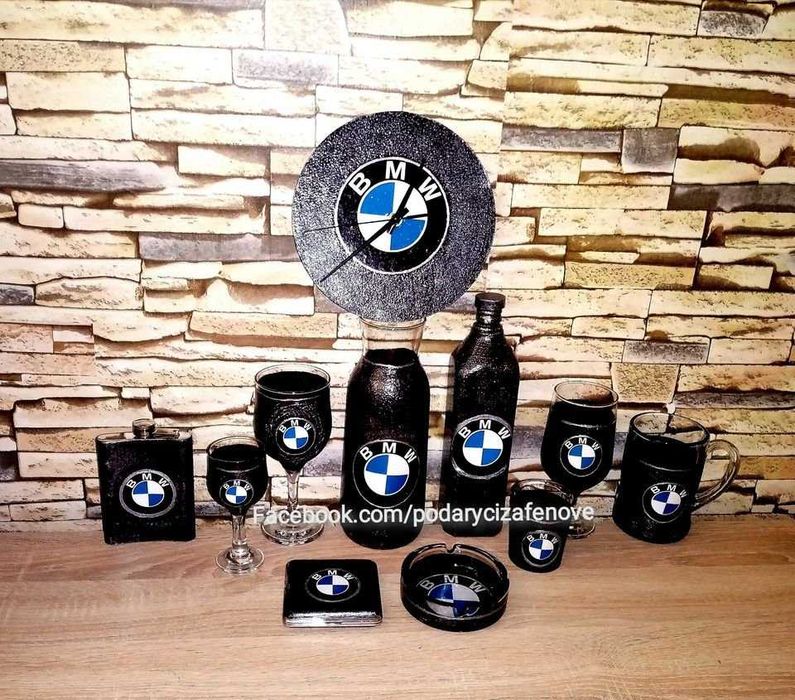 Подарък за фен на BMW (БМВ)- Бутилка с логото на автомобила