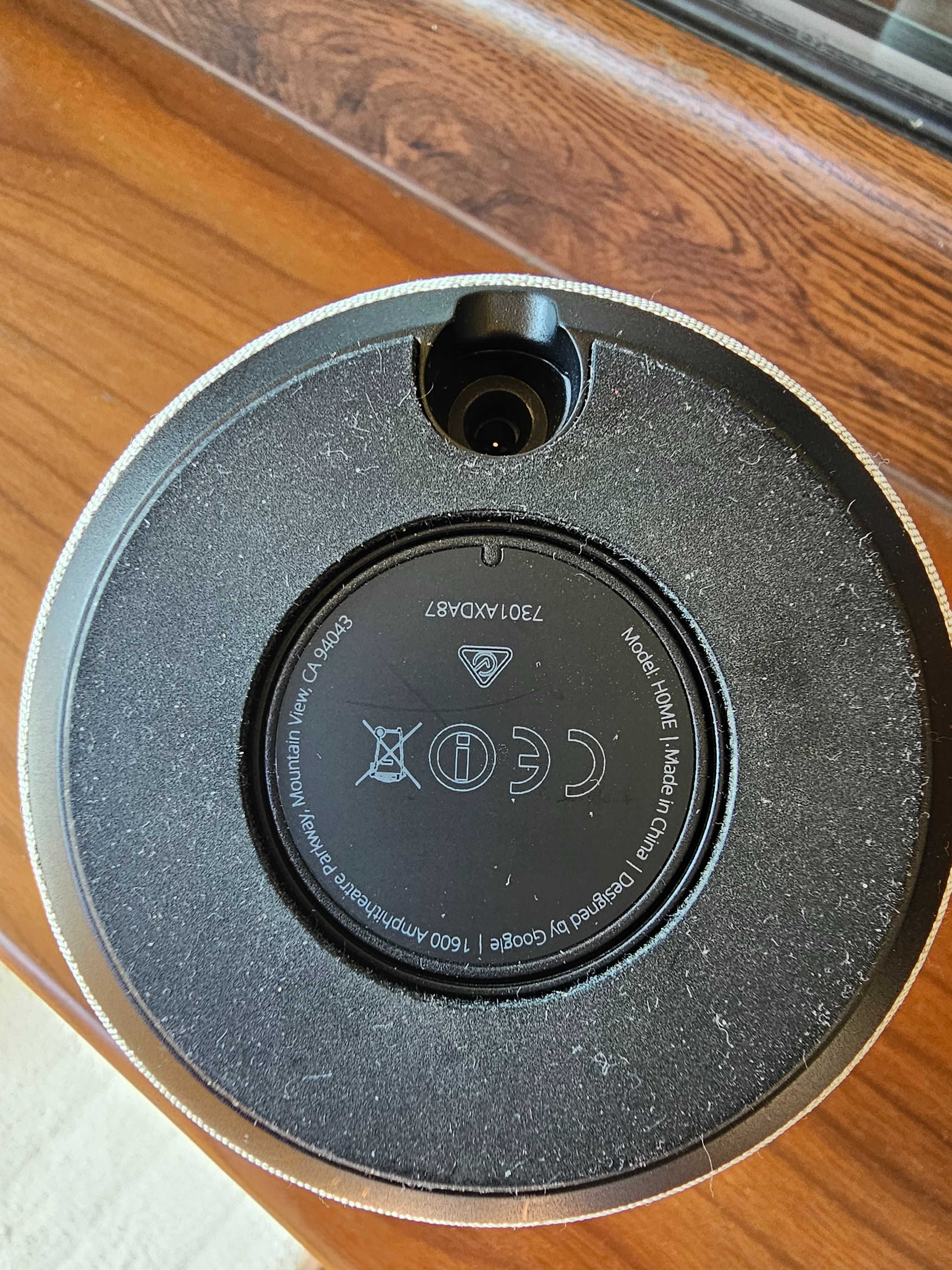 Google Home Смарт колонка със Google Assistant