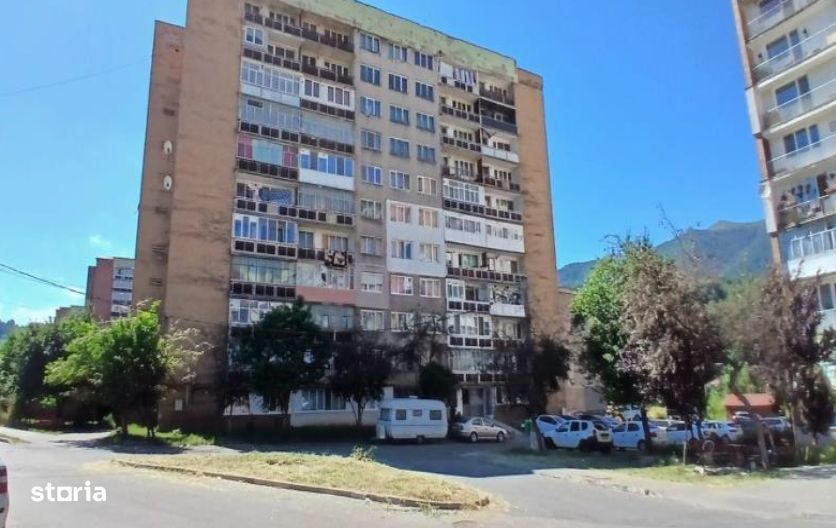 Apartament 2 camere, localitatea Lupeni, judetul Hunedoara 15.12