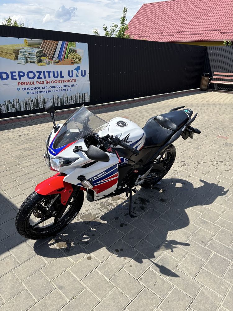 Vand Honda CBR 125 2016