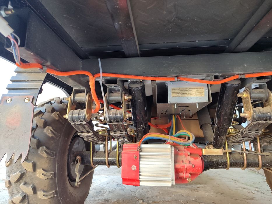 Муравей сотилади аккумулятор йок