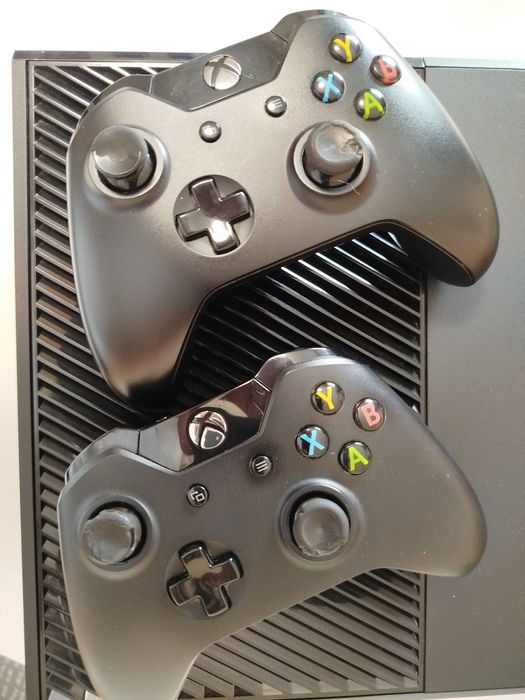 Consola XBOX One 1TB