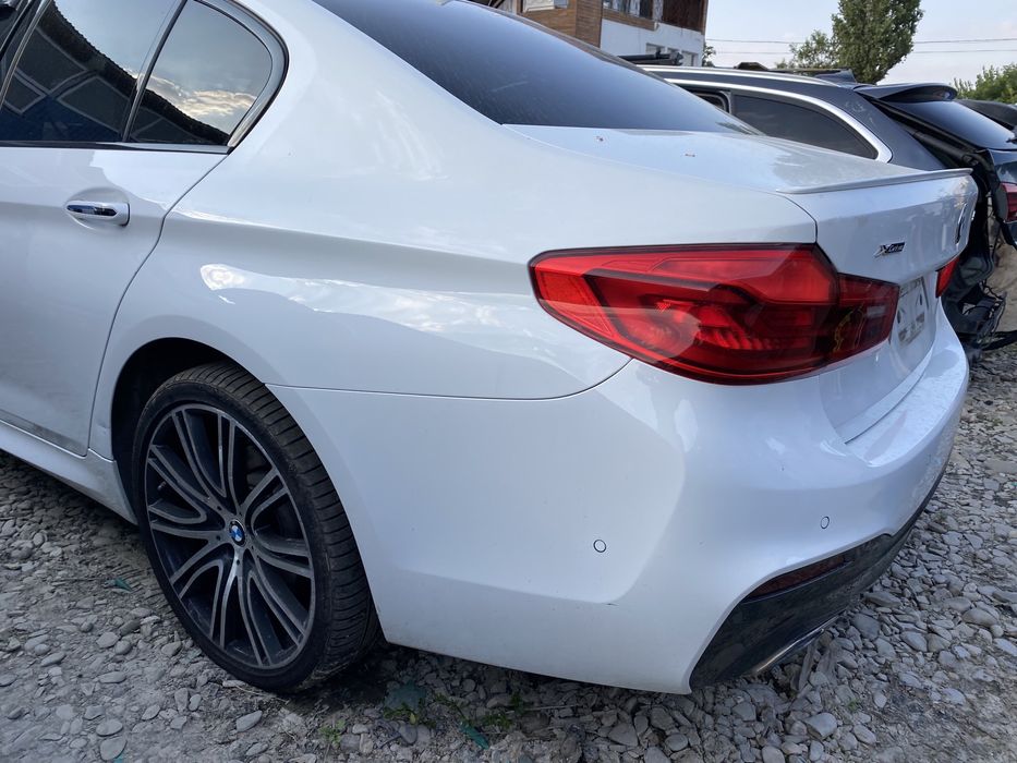 Fuzetă dreapta spate G30 2.0 D XDrive