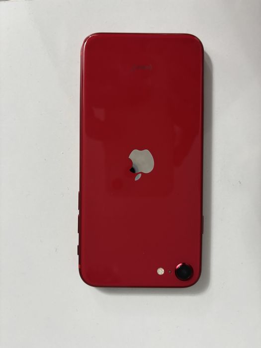 Продавам Iphone SE 2020 128 GB