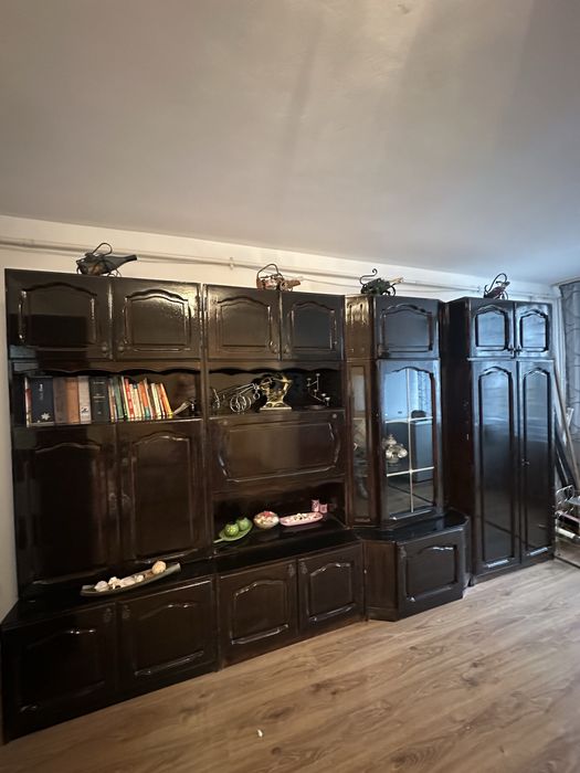 Vand mobila de sufragerie