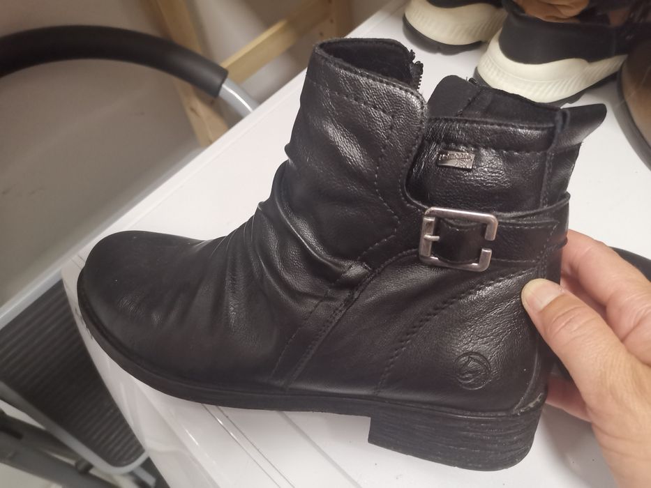 Дамски боти от естествена кожа