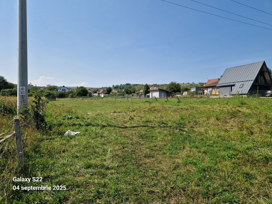 Teren intravilan 1290 mp, Comșești, jud. Cluj