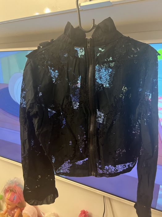 Bluza de dantela fostte buna
