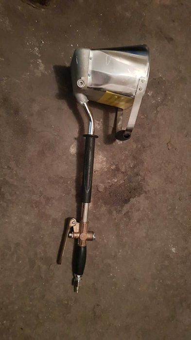 Машина за мазилка.