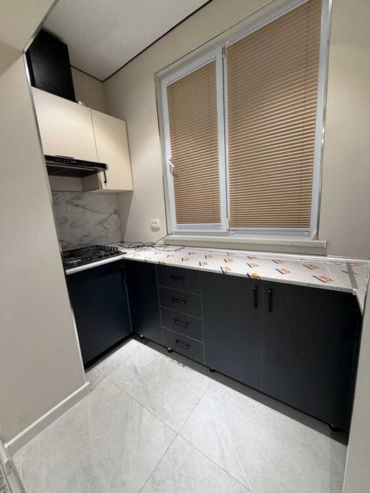 Mуkimiy Kirpich 1v2/4/5 balkon 1.2/3 meb+teh Orientir Metro Hamza