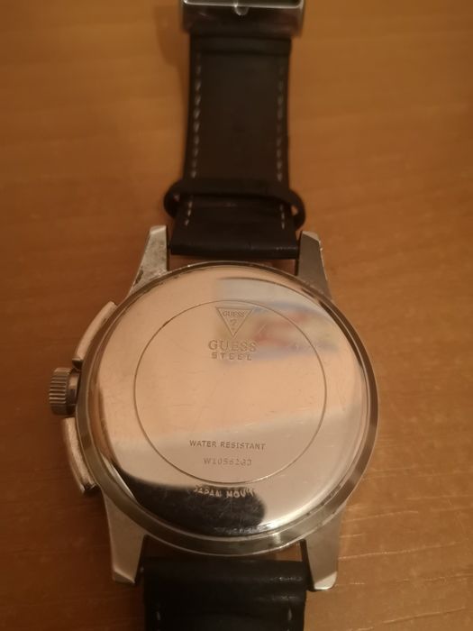 Ceas Guess Autentic bărbați pe negru Model W10562G3