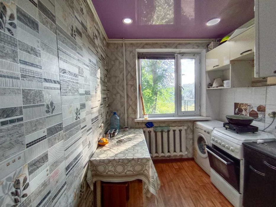 Продам 3 комнатную квартиру в 23 микрорайоне. Сопровожу по ипотеке.