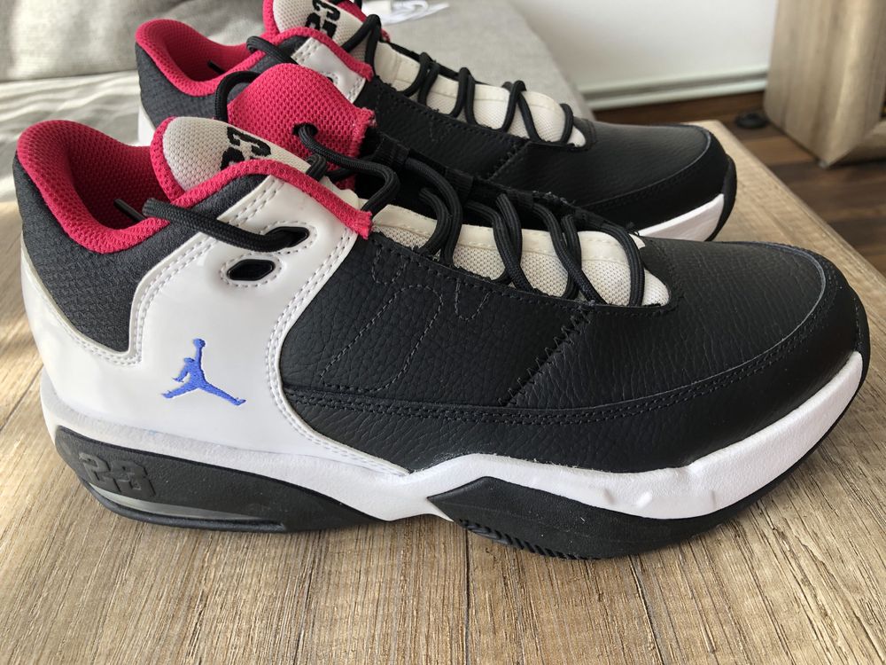 Jordan Max Aura 3