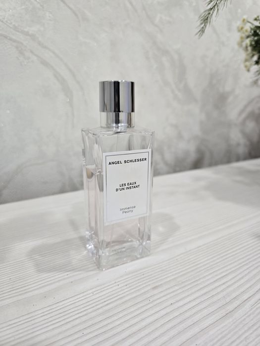 Продам парфюм Angel Schlesser Les Eaux d’Un Instant Immense Peony
