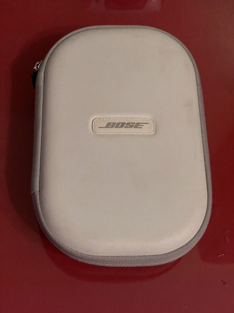 Bose QC25 white over ear