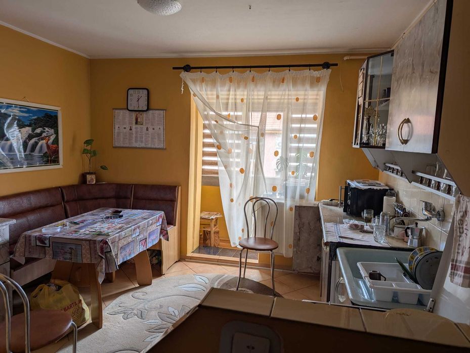 Inchiriez apartament 2 camere, Carpati 2