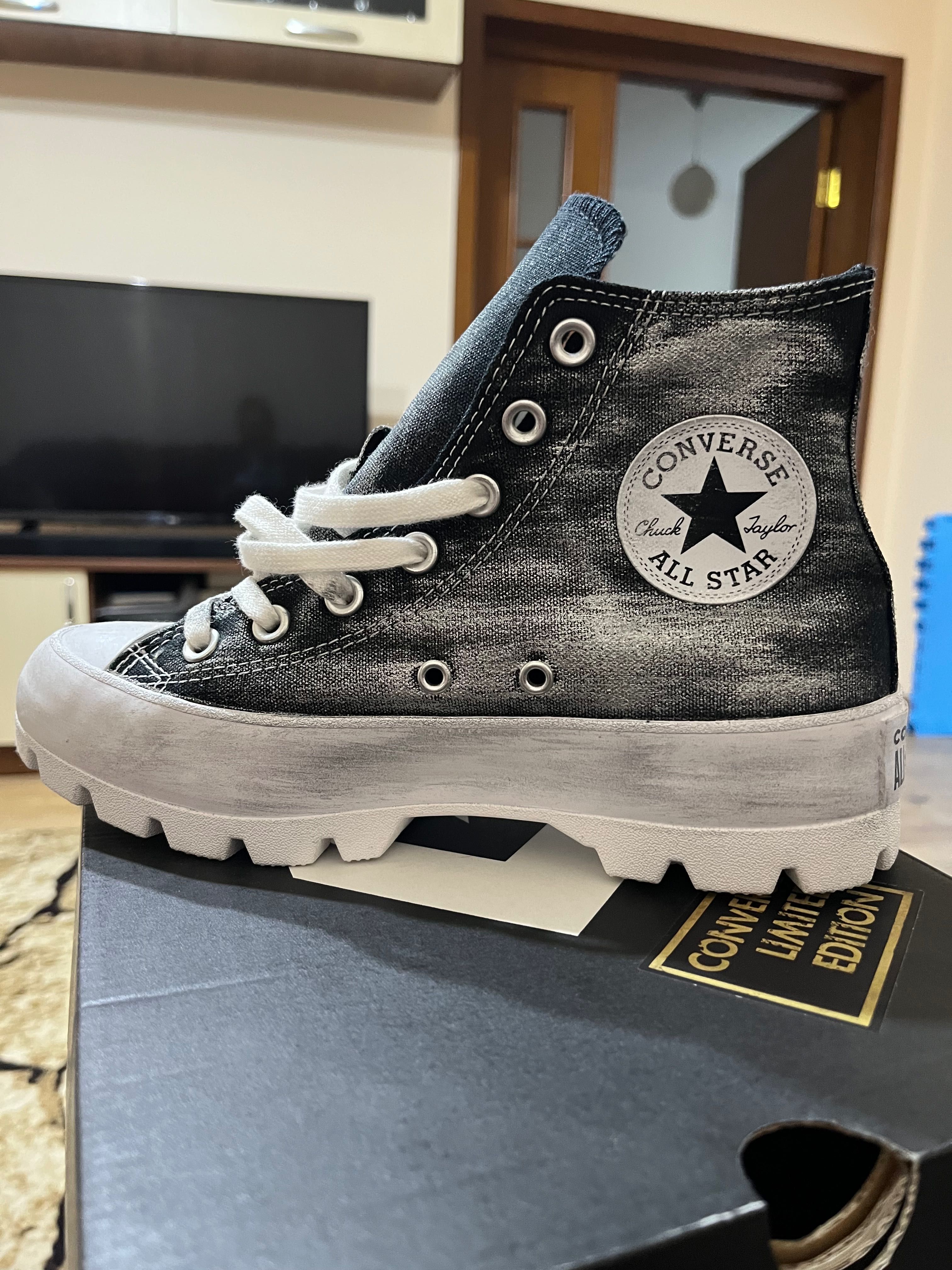 Converse Chuck Taylor trainers