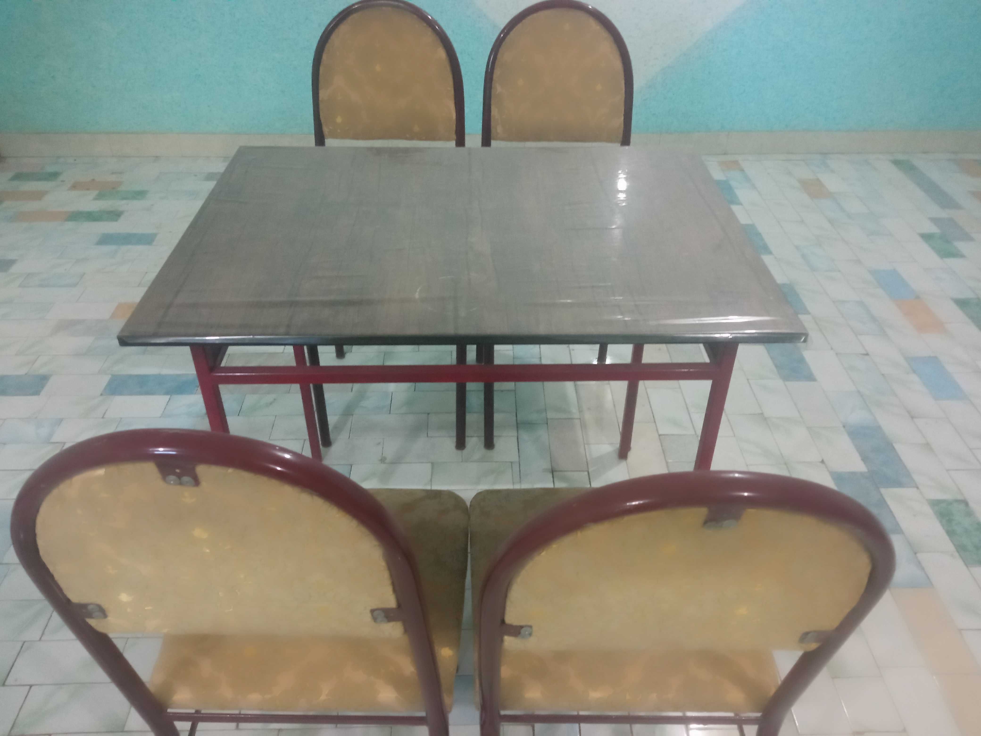 Продам Столы и стулья