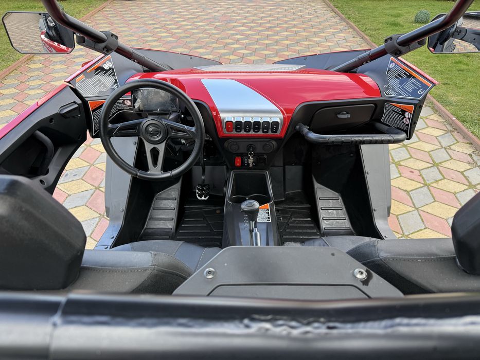 Z Force 1000 cf moto