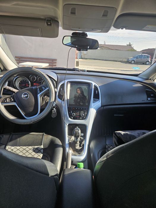 Opel astra J cu instalație GPL