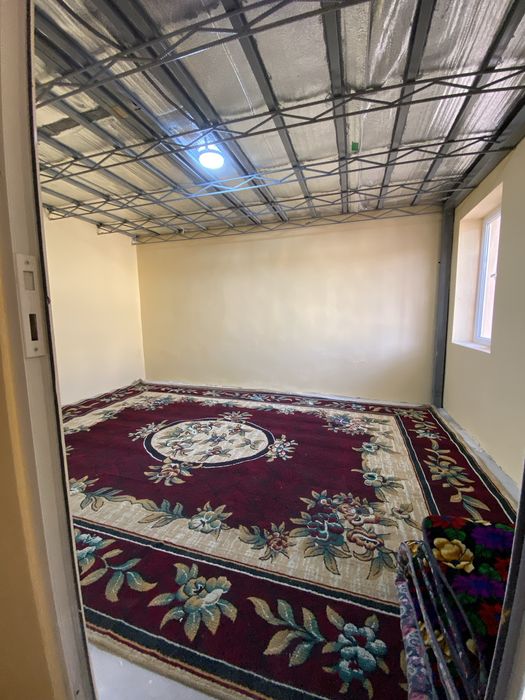 Ijaraga Yotoqxona oilaga yoki kunlik komnata xona ijaraga beriladi