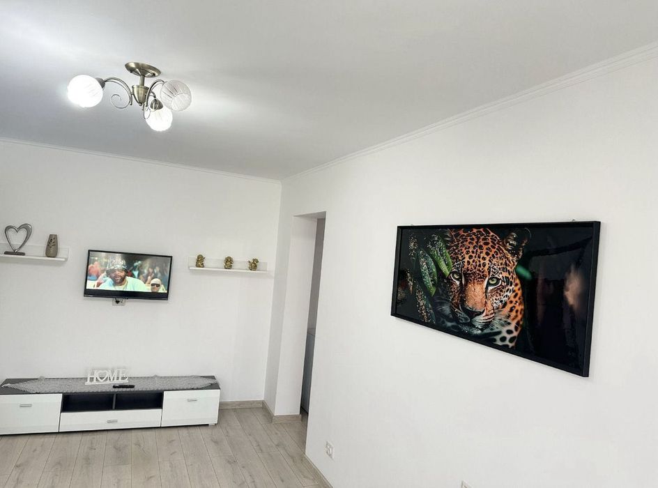 Apartament 2 camere de vânzare, zona gară, renovat de la zero