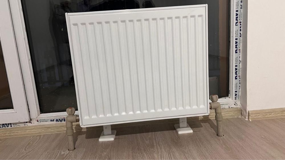 Радиаторы продам почти новые