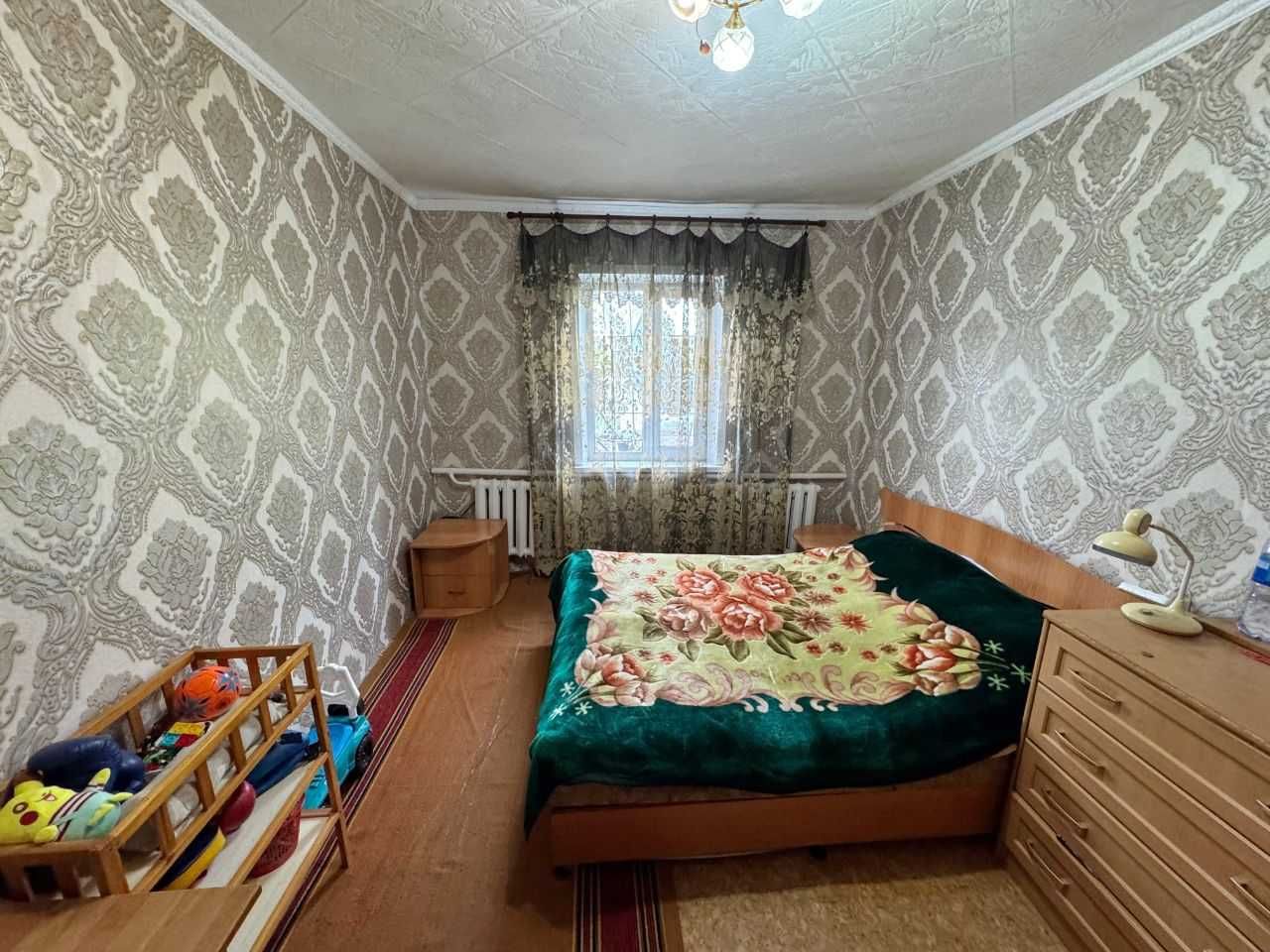 `ПРОДАМ большой ДОМ в огромным участком 20 соток в Сортировке!