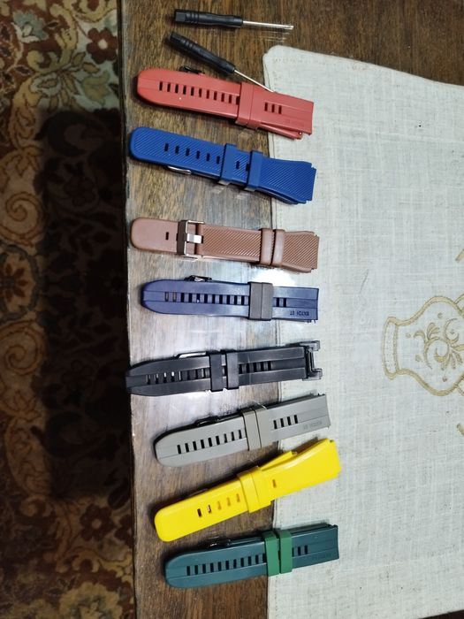 Каишки за часовник 8 бр + отвертки 2 бр за тях 22 мм