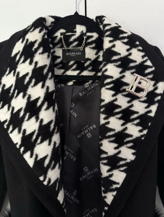 Палто  Balmain.