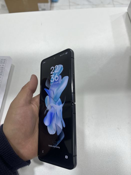 Samsung Z flip 4