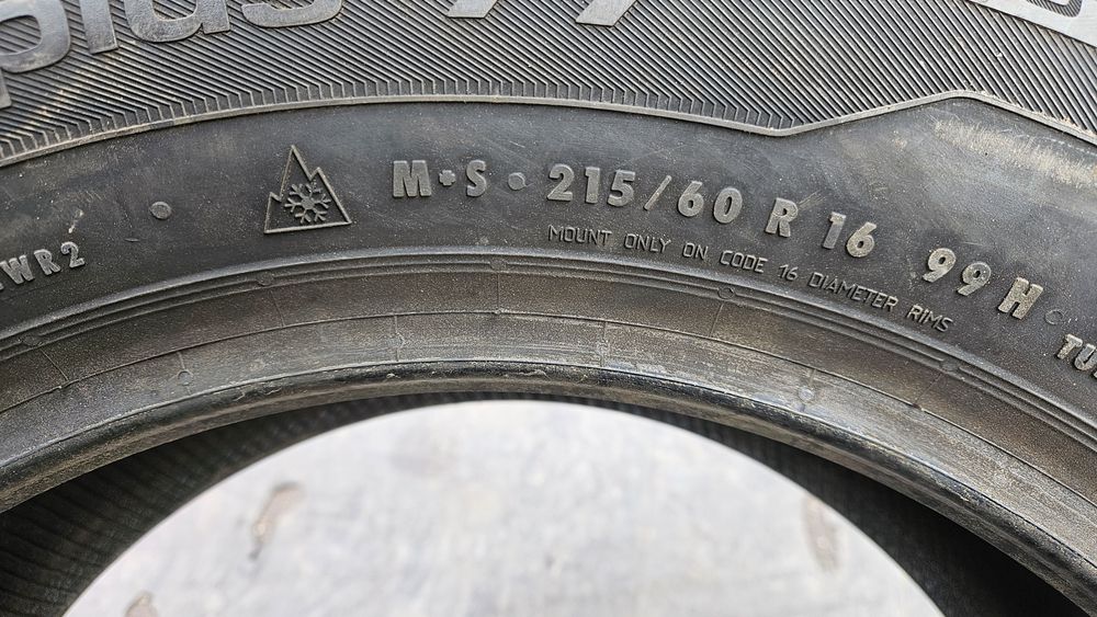Нова гума 215 60 16 унироял
