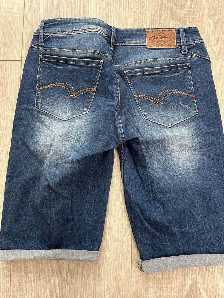 Къси нанталони Lee Cooper и Sisley