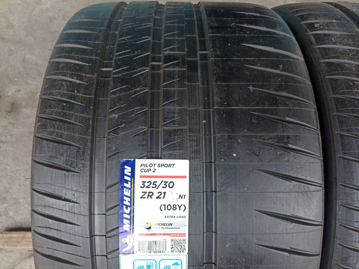 2 anvelope NOI de vara Michelin 325/30 R21