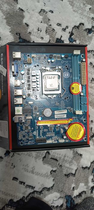 Материнская плата